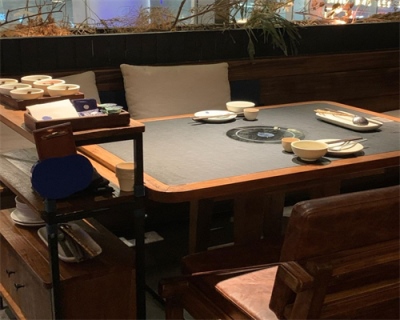 企迪家具火鍋店桌椅的創(chuàng)新與適配