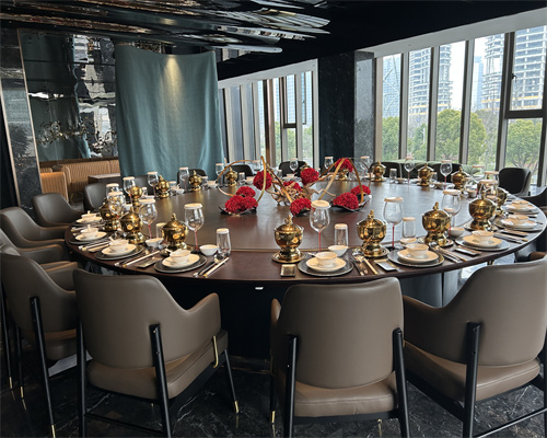 餐飲家具案例：打造舒適與風(fēng)格兼具的用餐空間