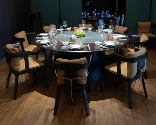 商務(wù)宴請酒店家具：塑造專業(yè)禮儀感的空間核心