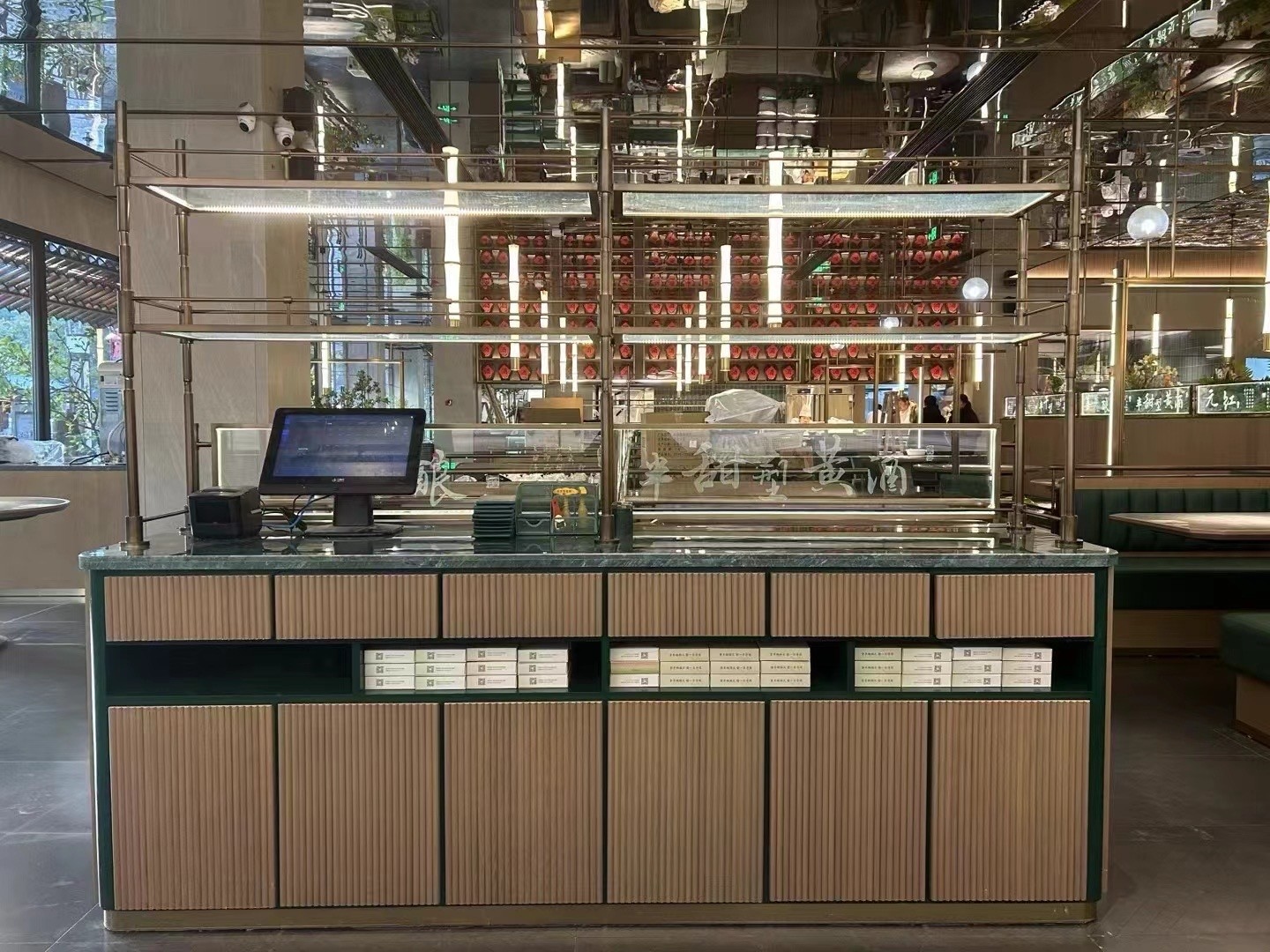 餐廳餐柜家具：承載煙火氣的空間美學(xué)擔(dān)當(dāng)